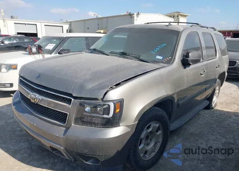 2008 Chevrolet Tahoe Ls z USA, uszkodzony, nr VIN 1GNFC13C38R235956